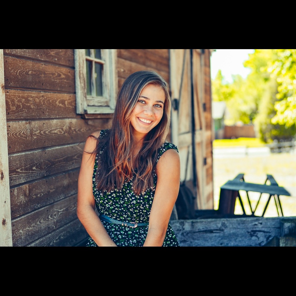 Meet your Posher, Clara